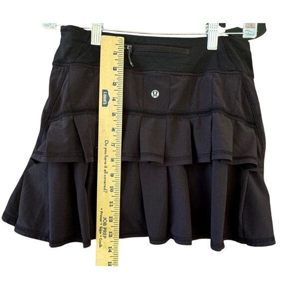 Lululemon Women’s Size 4 Run Pace Setter Skirt Skort Black Ruffle - Picture 4 of 5